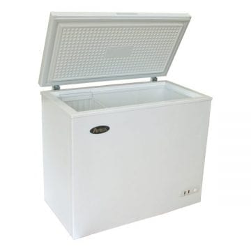 Atosa MWF9007 Solid Top Chest Freezer 7 CuFt Front Side Door Open