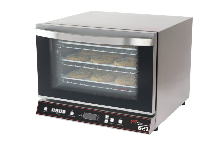 wisco 621 programmable large convection oven front side with cookies