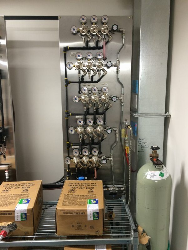 8 Or 10 Flavour Soda Drink Dispenser With Turbo Carb Kit IBD30 Convienience store equipment canada