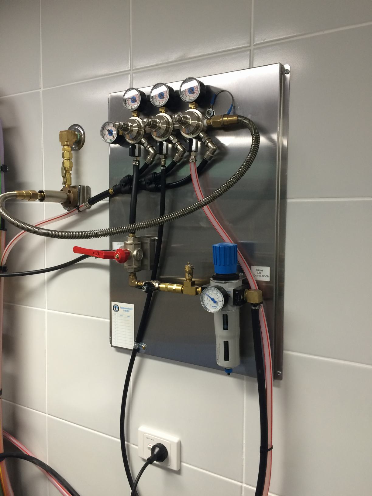 8 Or 10 Flavour Soda Drink Dispenser With Turbo Carb Kit IBD30 Pumps and waterfilters are also available