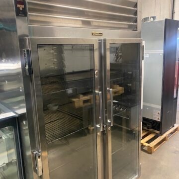 Traulsen RHT232WUT FHG Top Mount Glass 2 Door Cooler Used for sale